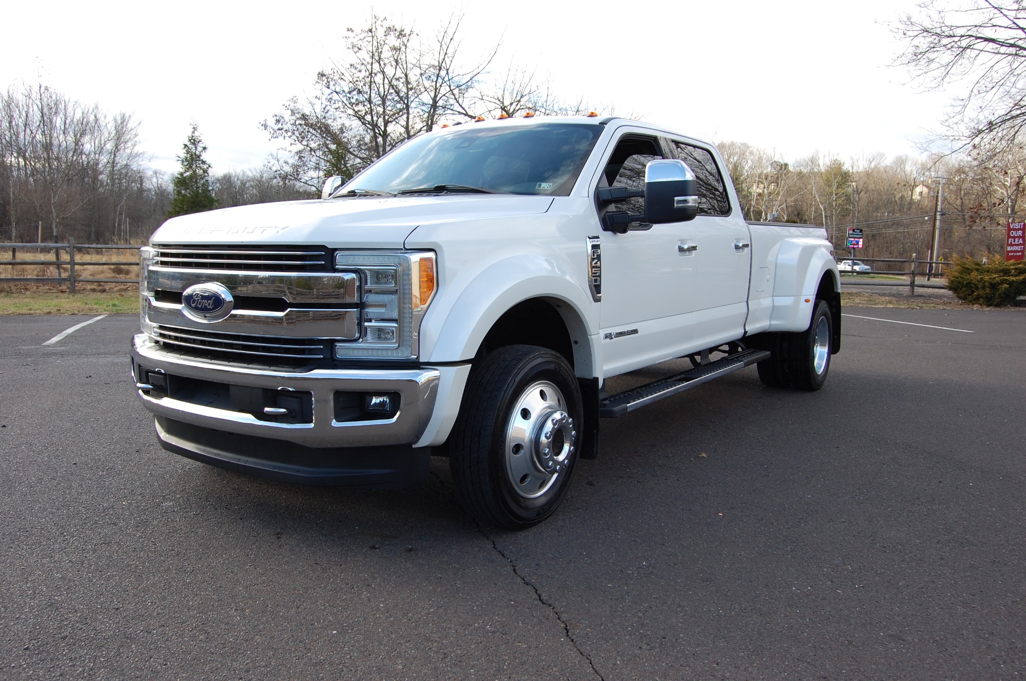 photo of 2017 Ford F-450 SD Lariat Ultimate Crew Cab DRW 4WD